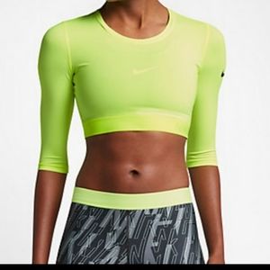 Nike Pro Hypercool Training Crop Top - Size L